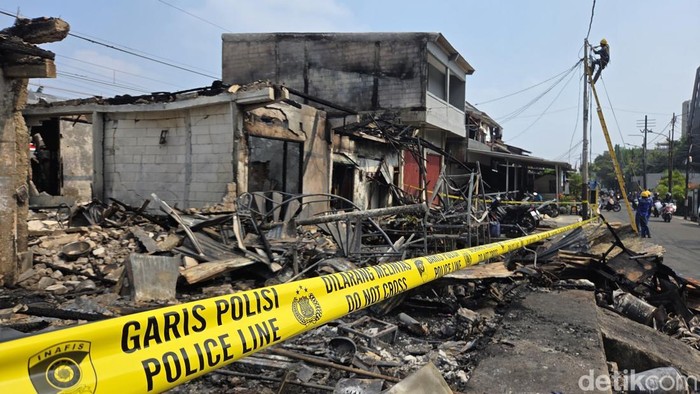 Lansia Tewas dalam Kebakaran Rumah di Gambir, Warga Dikejutkan Insiden Tragis Saat Malam Hari